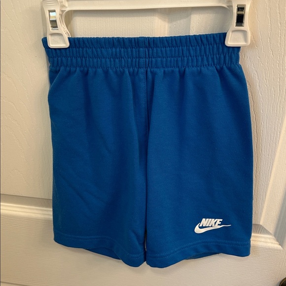 2 Nike size 6 sweat pant shorts sets - Picture 5 of 7